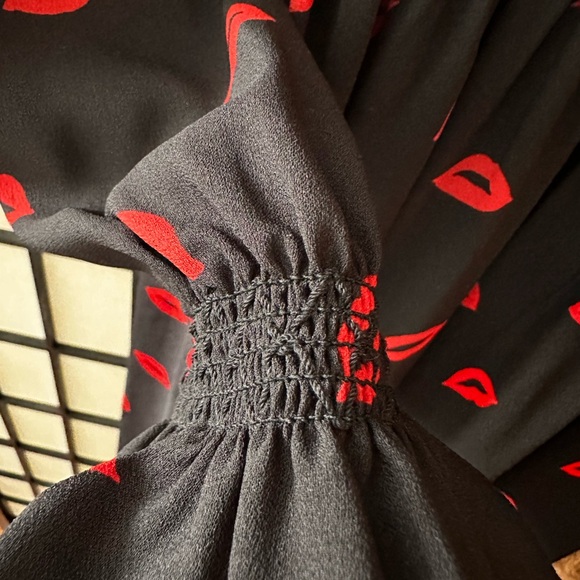 Kate Spade Lip Print Dress - Picture 6 of 7